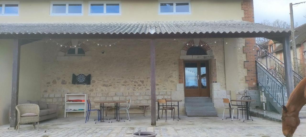 Gite A La Campagne Les Grandes Maisons Espace Jacuzzi Hammam Spa Lorris Extérieur photo
